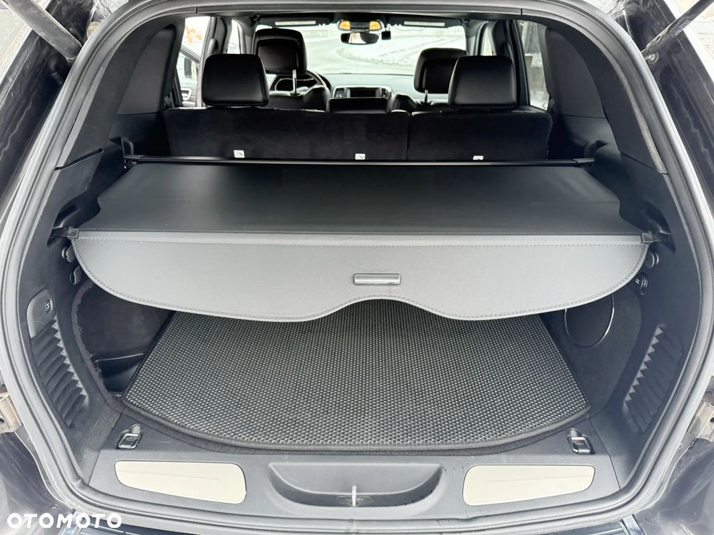 Jeep Grand Cherokee - 13