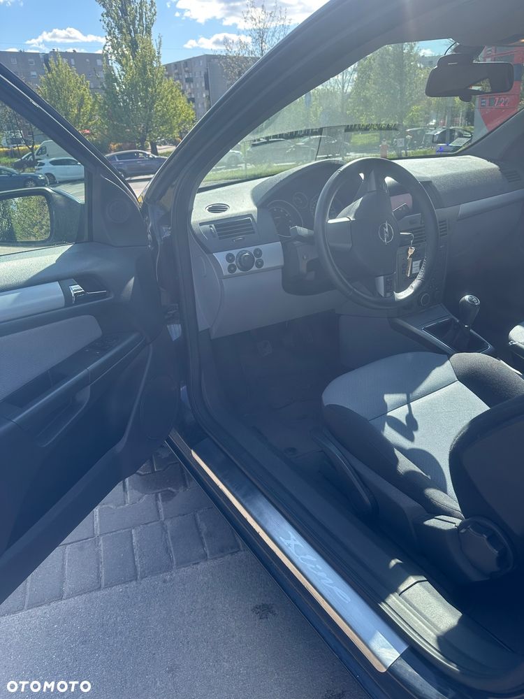 Opel Astra 1.6 Enjoy - 22