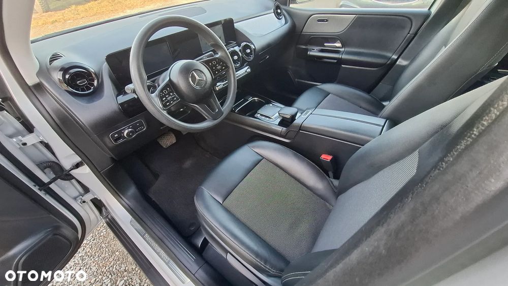 Mercedes-Benz Klasa B 180 d 8G-DCT Style - 17