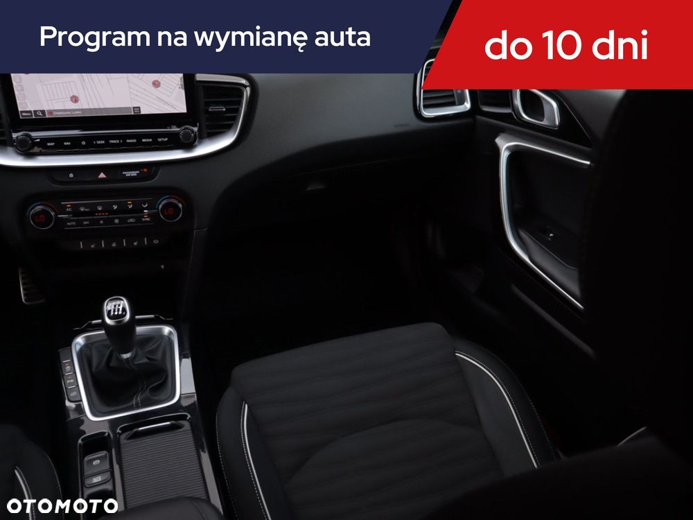 Kia ProCeed - 10