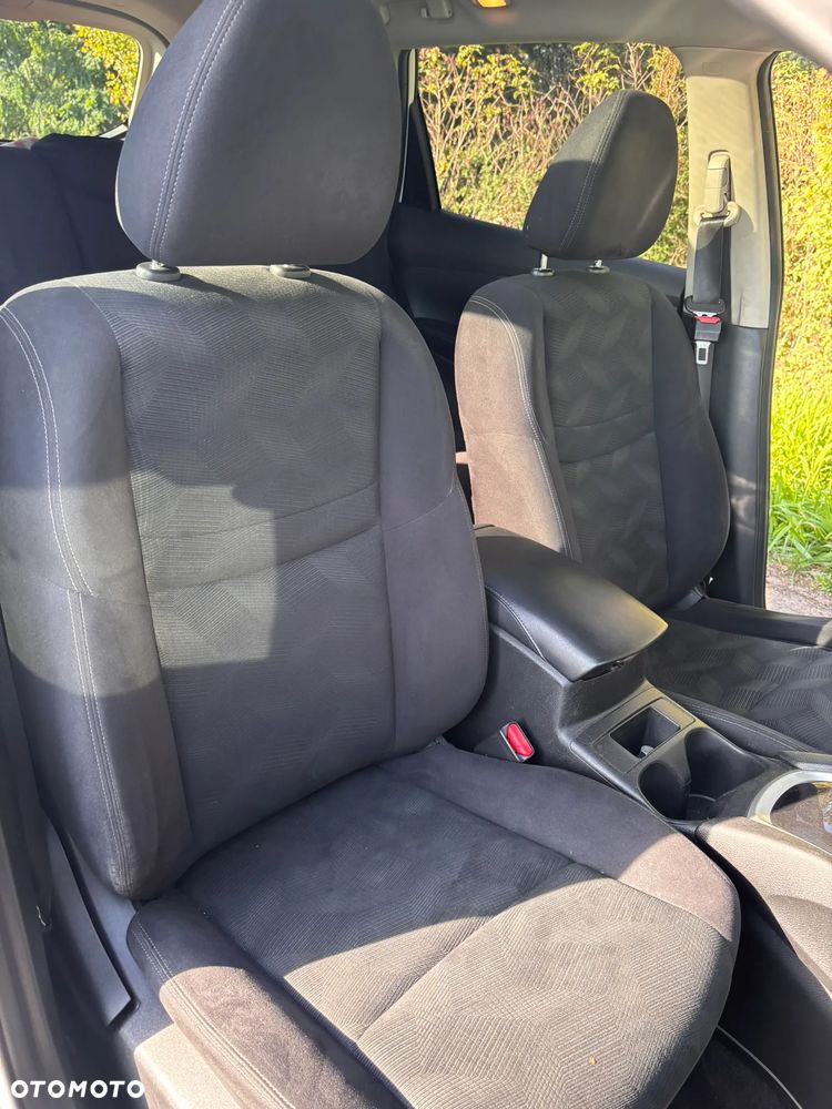 Nissan X-Trail - 24