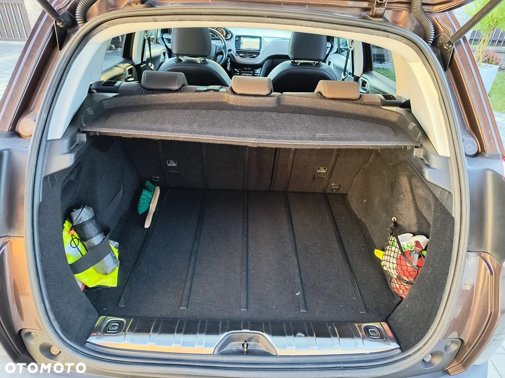 Peugeot 2008 - 15