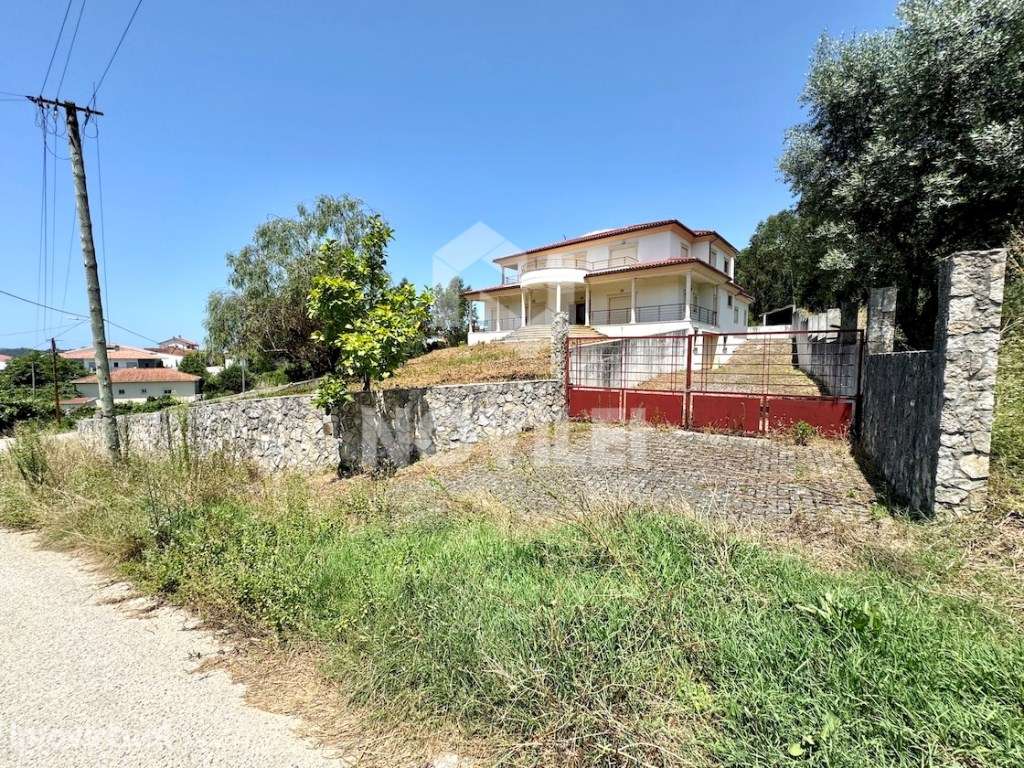 Moradia Isolada T4 com piscina interior, Próxima de Pombal. - Grande imagem: 5/34