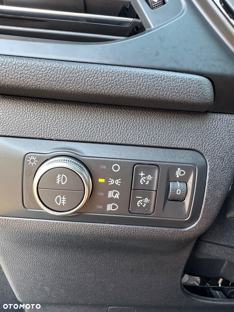 Ford Kuga - 19