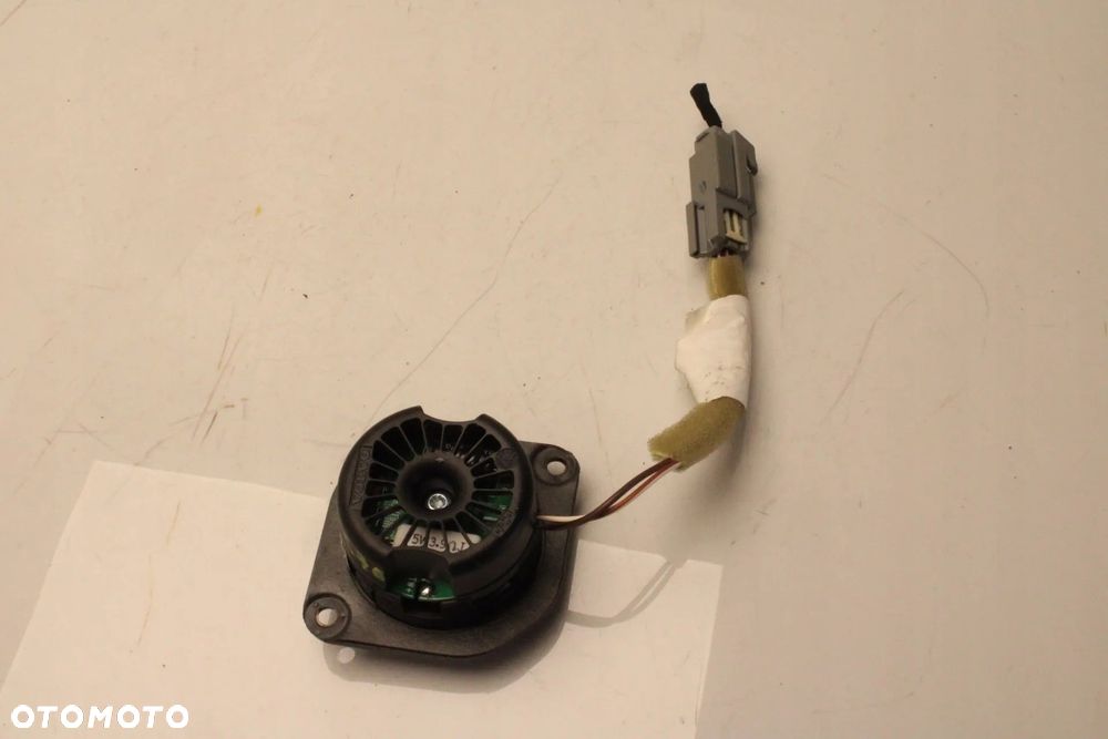 VOLVO C70 II GŁOŚNIK 30679339 DYNAUDIO - 4