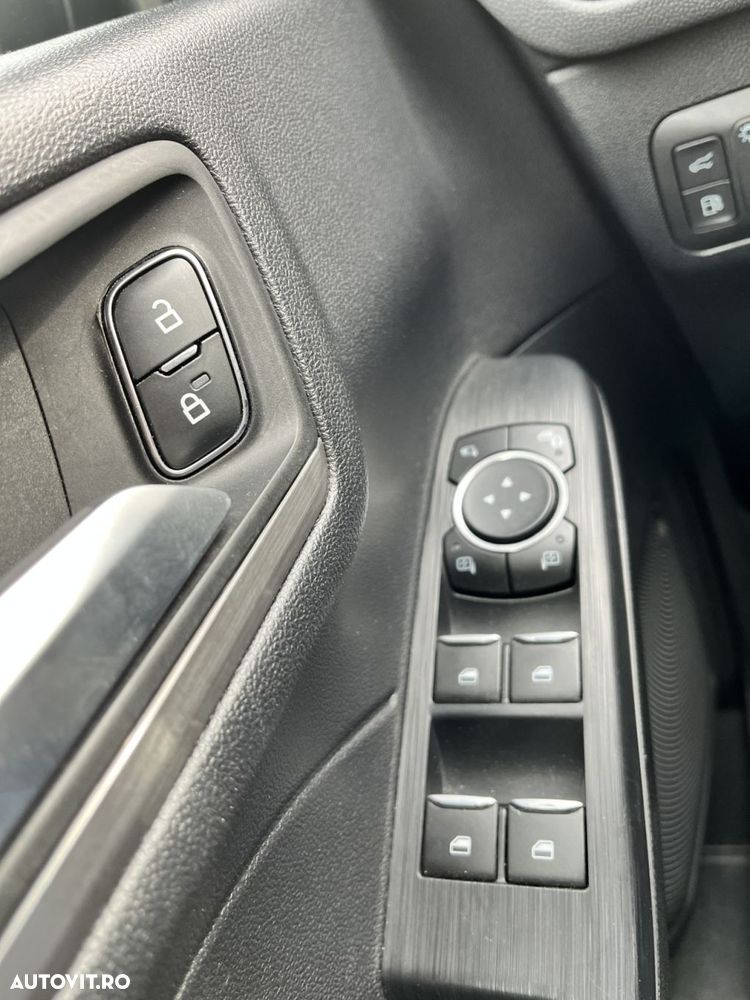 Ford Kuga 2.5 Duratec PHEV Titanium X - 25