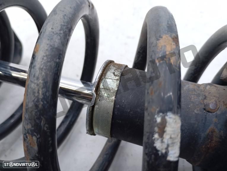 Conjunto Amortecedores Frente  Audi A4 B5 (8d) [1994_2001] 1.9 - 6