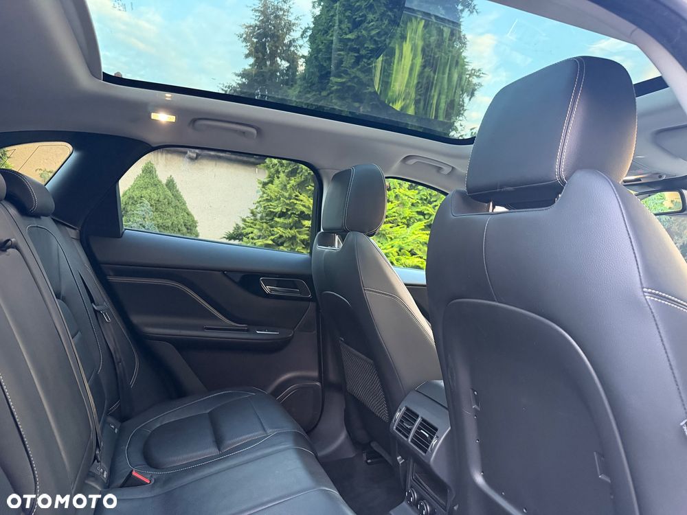 Jaguar F-Pace 20d AWD R-Sport - 38