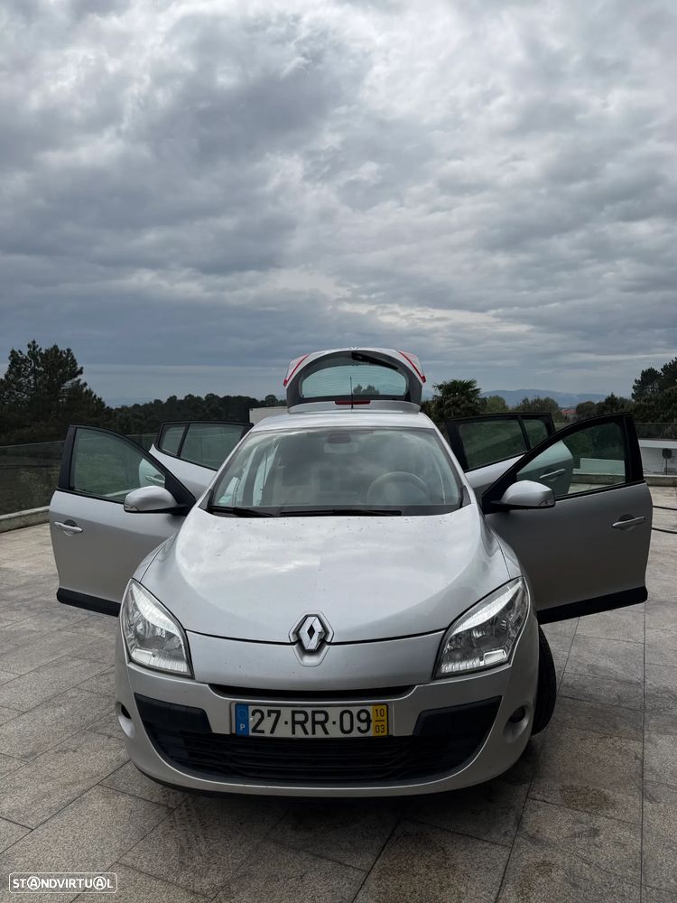 Renault Mégane 1.5 dCi Dynamique - 11