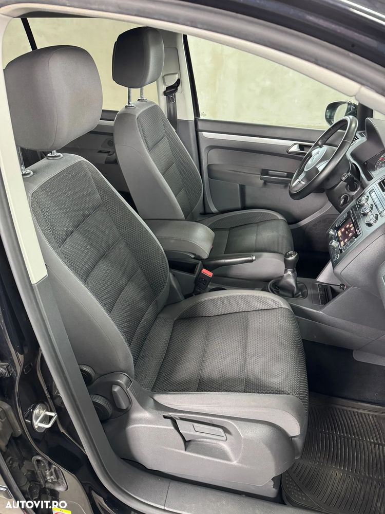Volkswagen Touran 1.6 TDI BlueMotion Technology Comfortline - 11