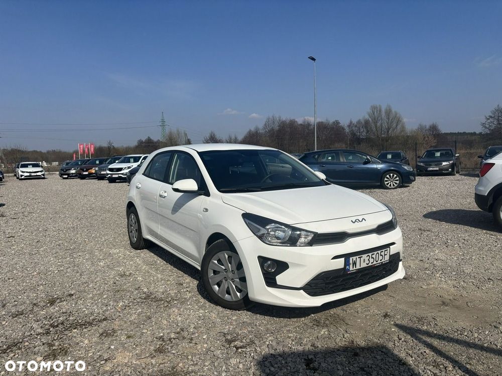 Kia Rio - 4