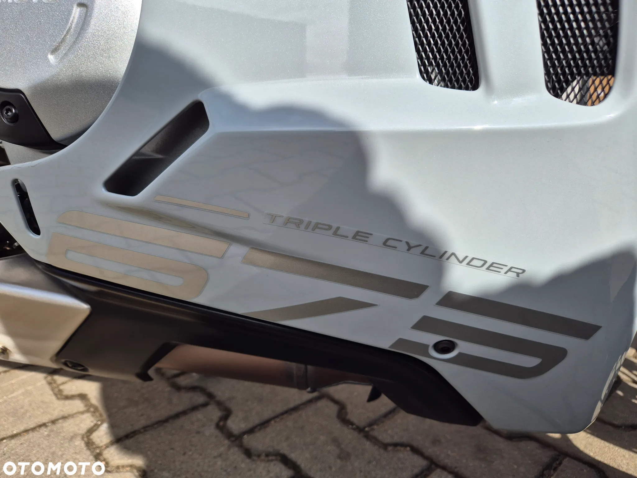 CFMoto SR - 14