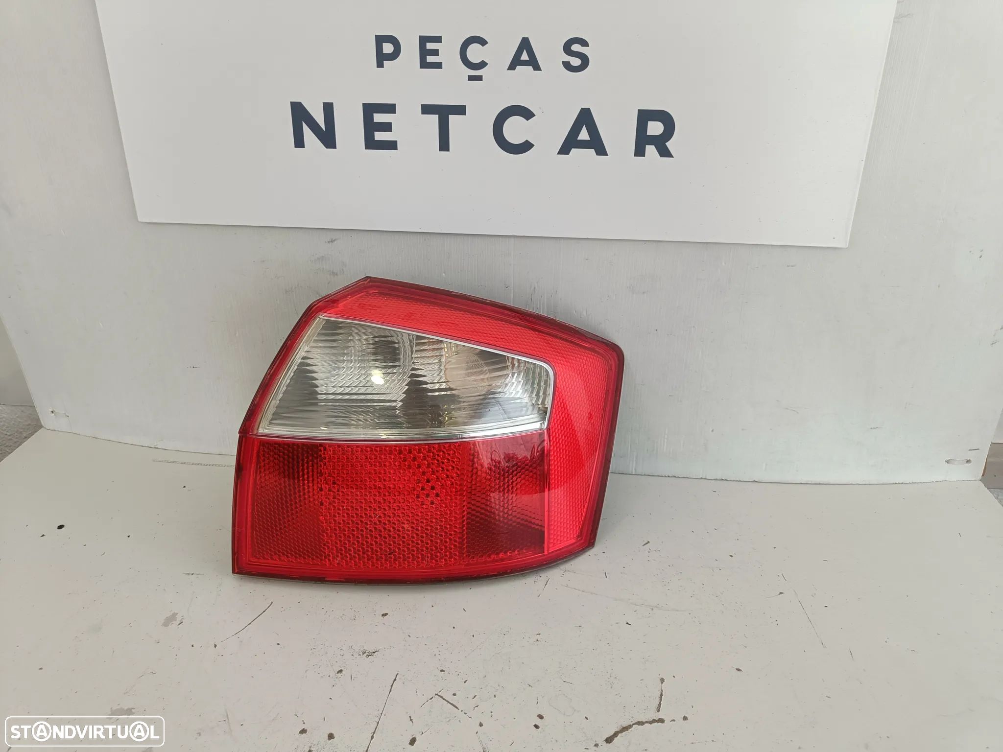 Farol farolim Audi A4 B6 2002 - 1