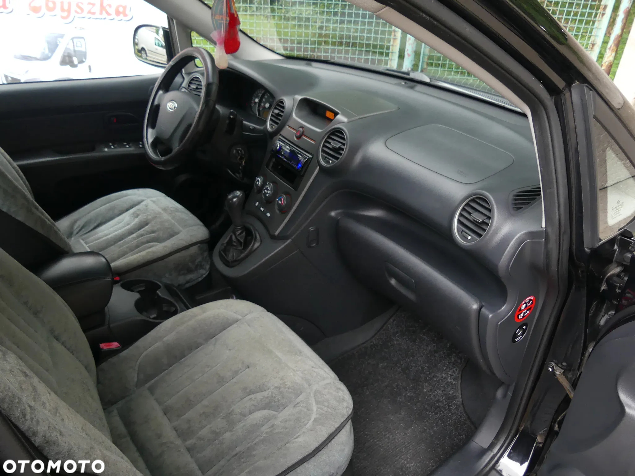 Kia Carens 2.0 CVVT EX - 6