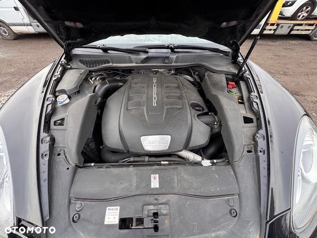 Porsche Cayenne Diesel Platinum Edition - 31