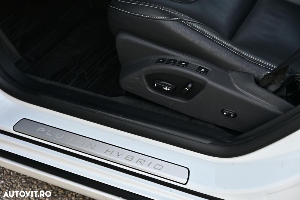 Volvo V60 D6 Plug-In-Hybrid AWD Geartronic Summum - 34