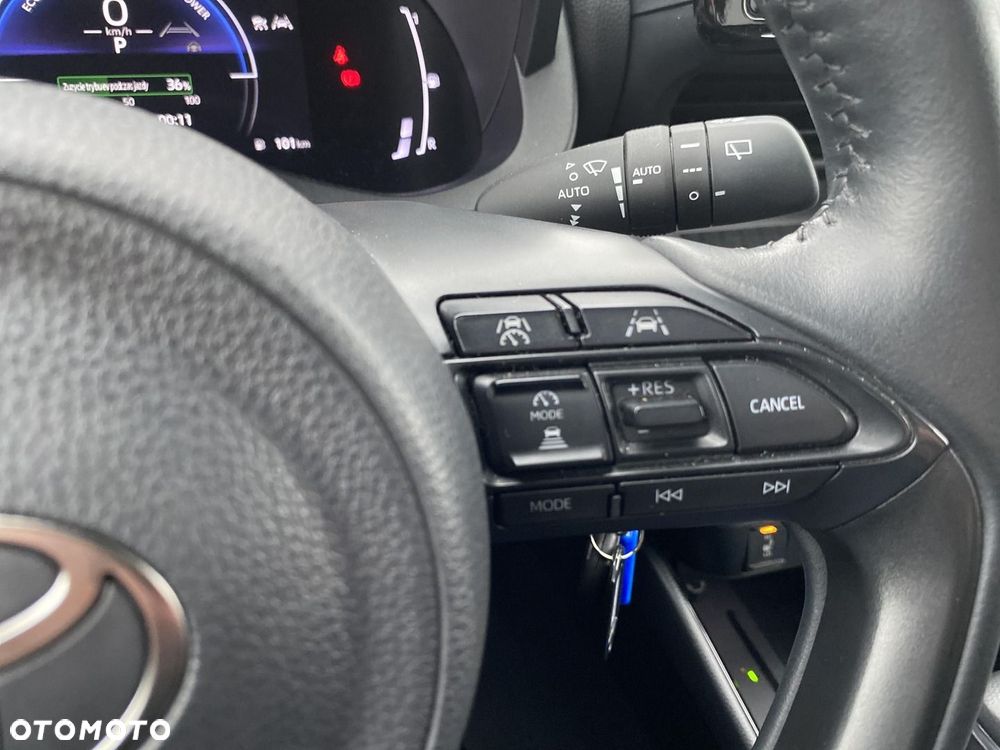 Toyota Yaris Hybrid 1.5 Style - 12