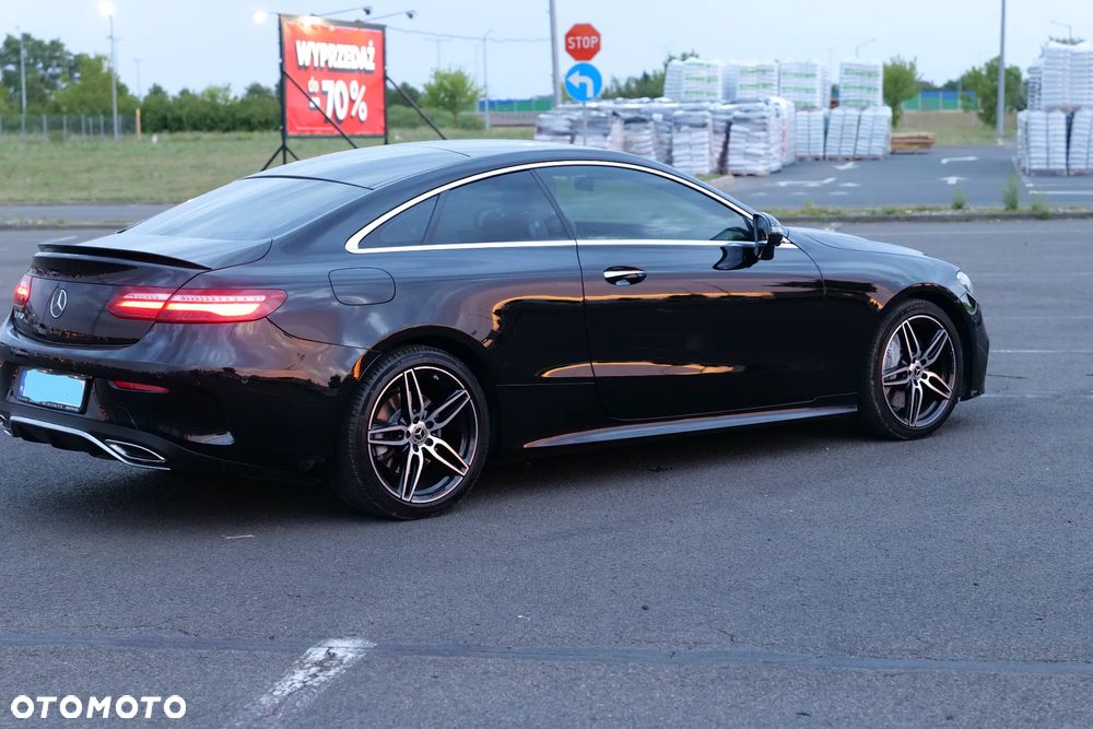 Mercedes-Benz Klasa E 350 9G-TRONIC - 2