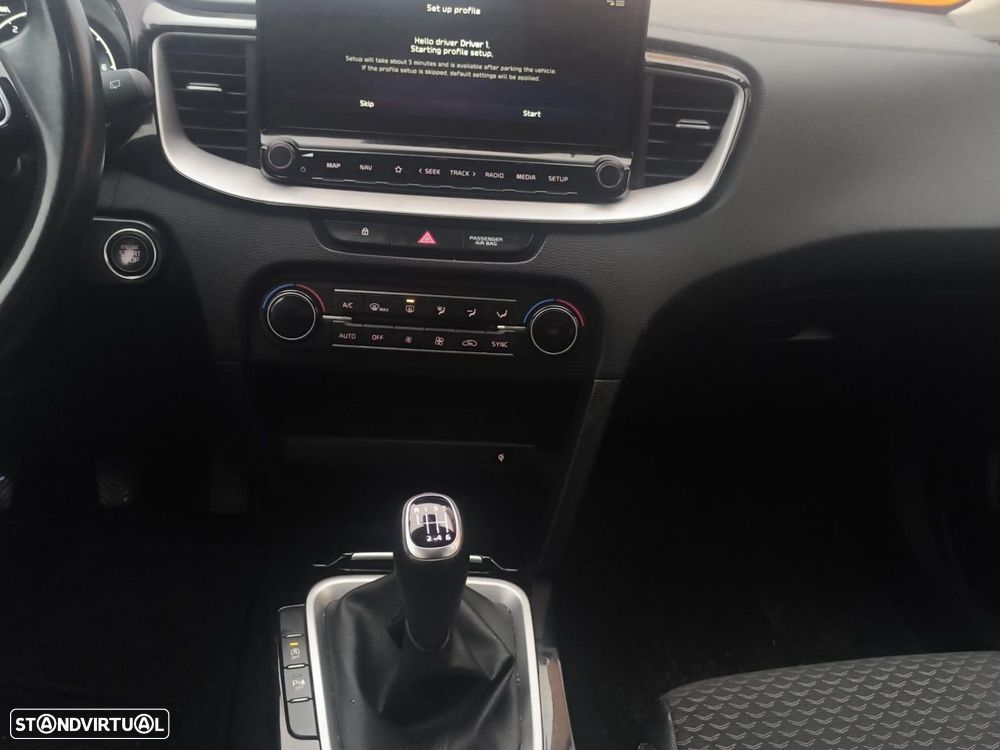 Kia XCeed 1.0 T-GDI Drive - 14