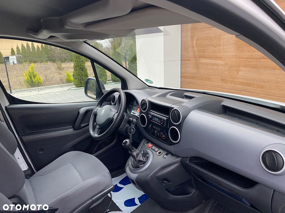 Peugeot PARTNER - 26