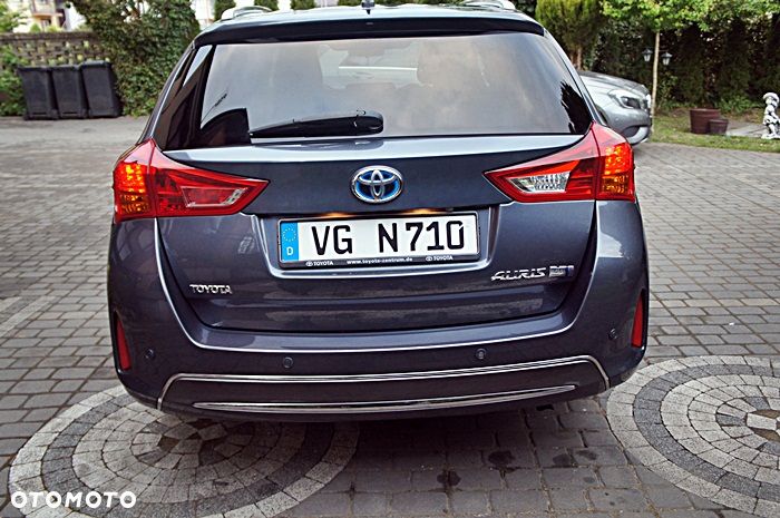 Toyota Auris 1.8 HSD Luna - 25