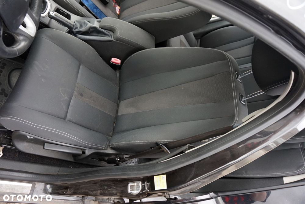 FOTEL PRZEDNI LEWY MEGANE III PH1 5D HB  RENAULT 2008-2010 - 1