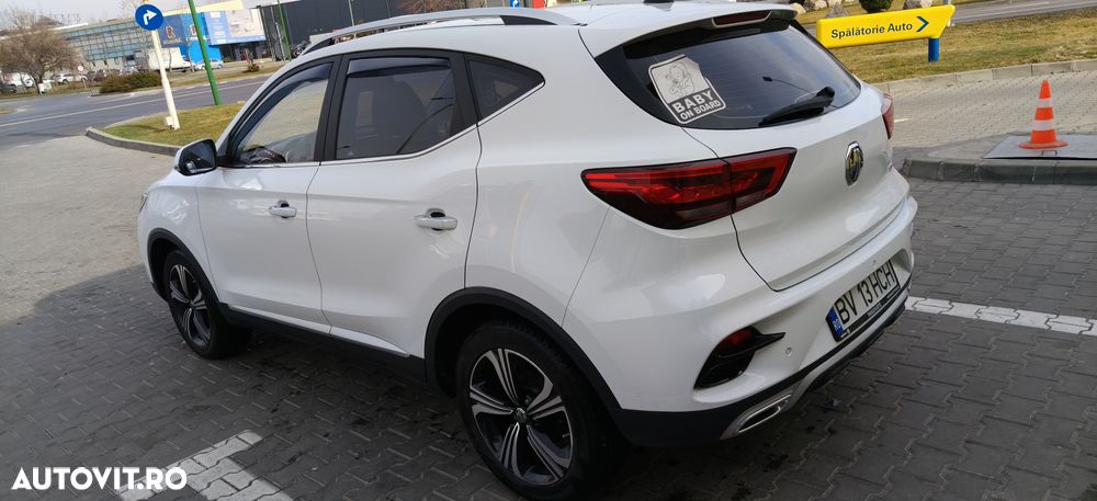 MG ZS 1.5 GSL 5MT Excite - 3