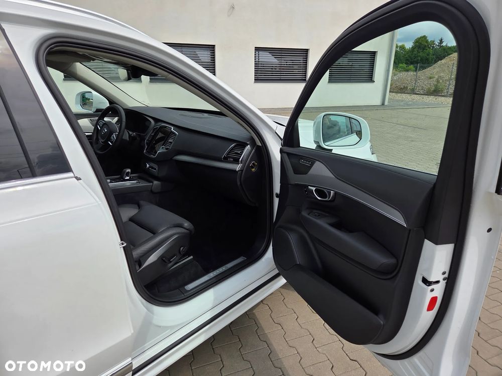 Volvo XC 90 B5 D AWD Plus Bright - 12