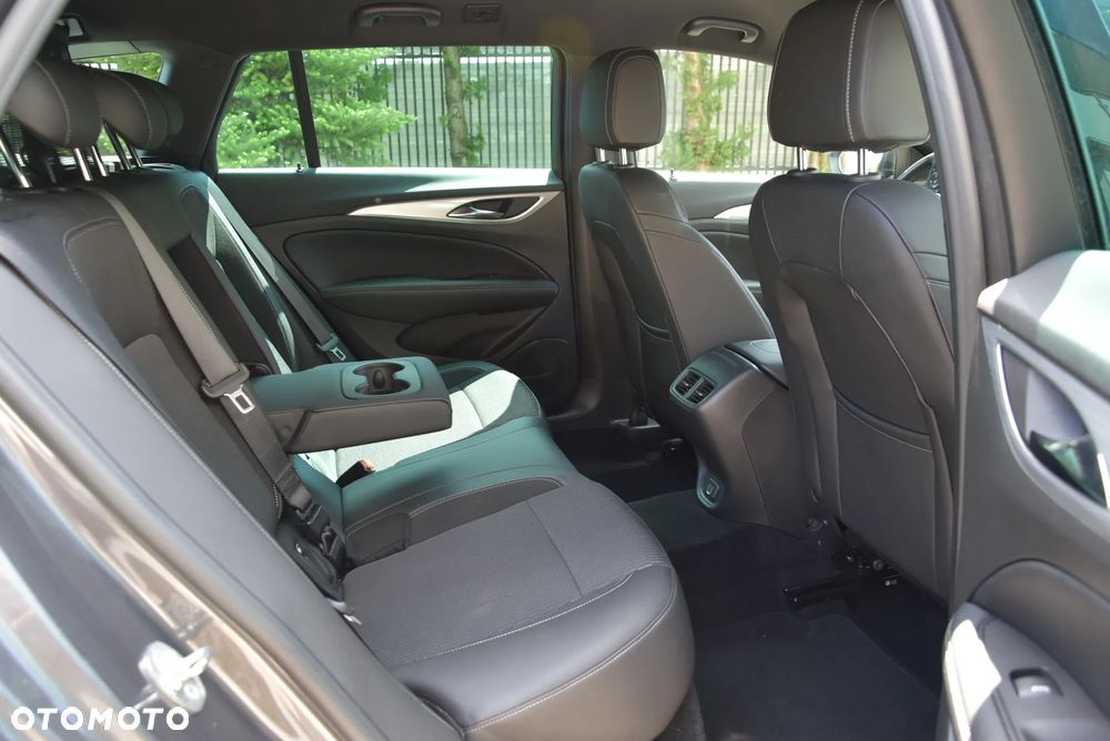 Opel Insignia 2.0 CDTI Business Elegance S&S - 11