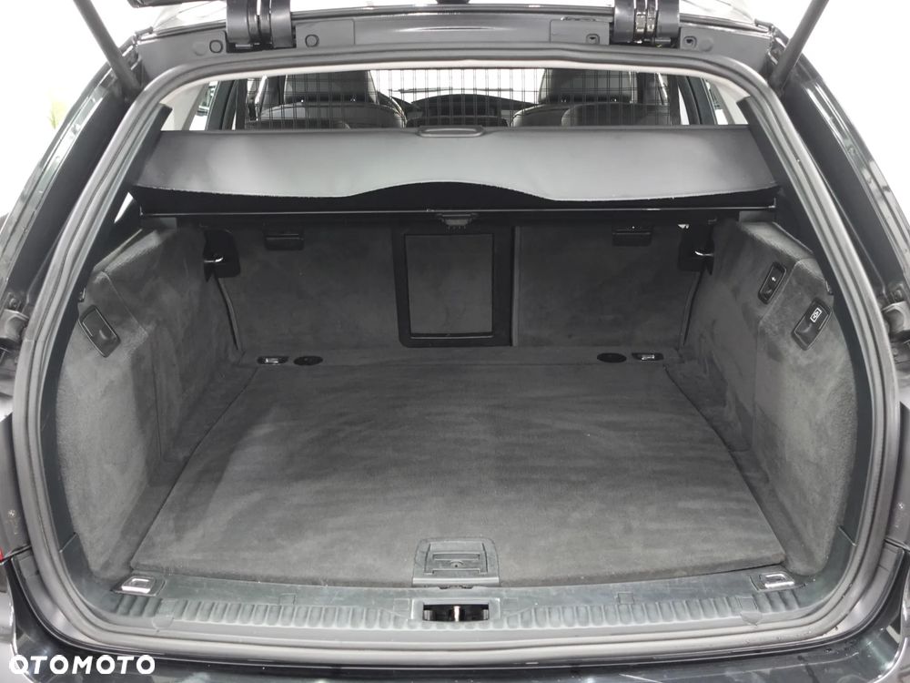 BMW Seria 5 530d - 23