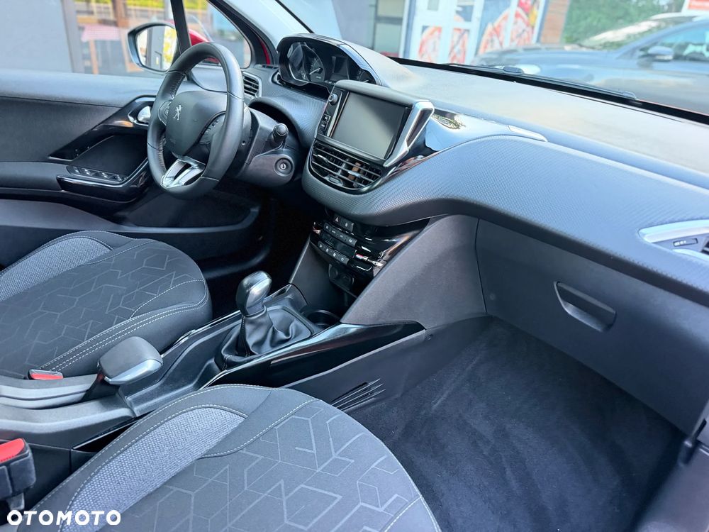 Peugeot 2008 - 36