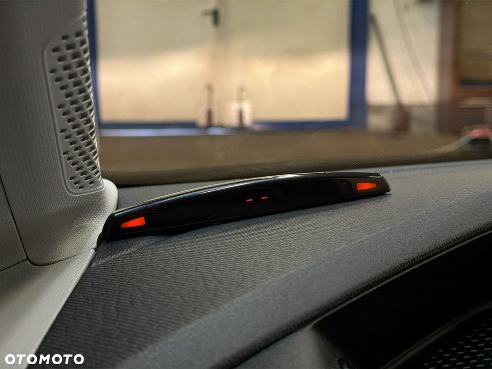Volkswagen Caddy 2.0 TDI - 24