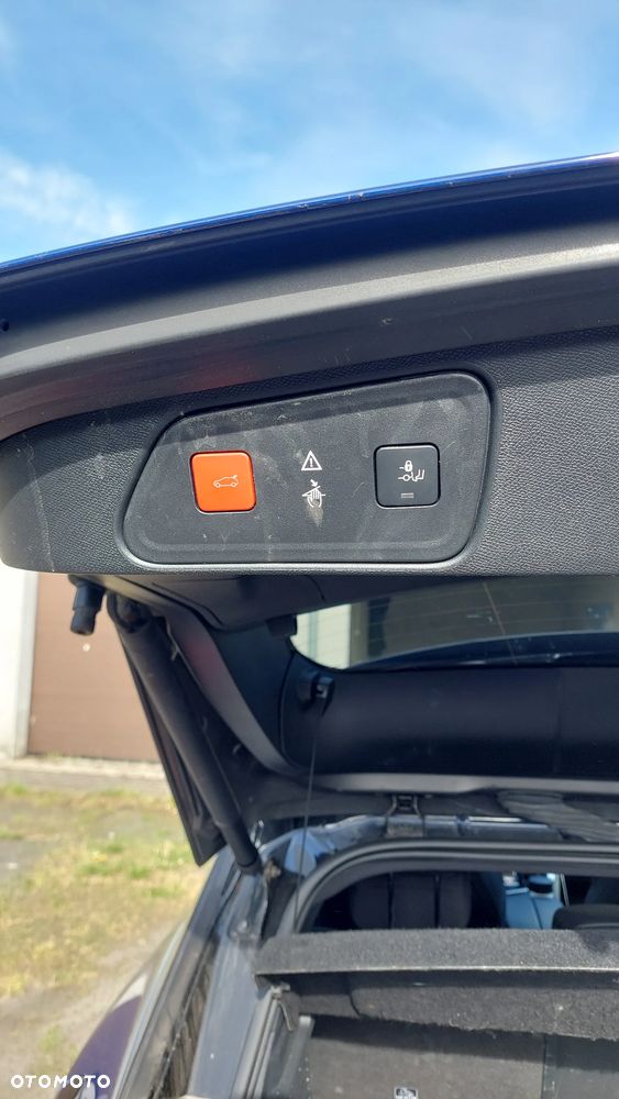 Peugeot 3008 BlueHDi 180 Stop & Start EAT8 GT - 8