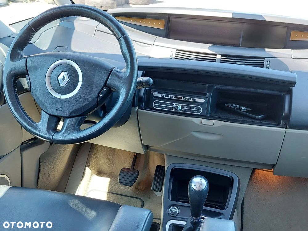 Renault Espace 2.0 dCi 175 FAP Initiale - 15