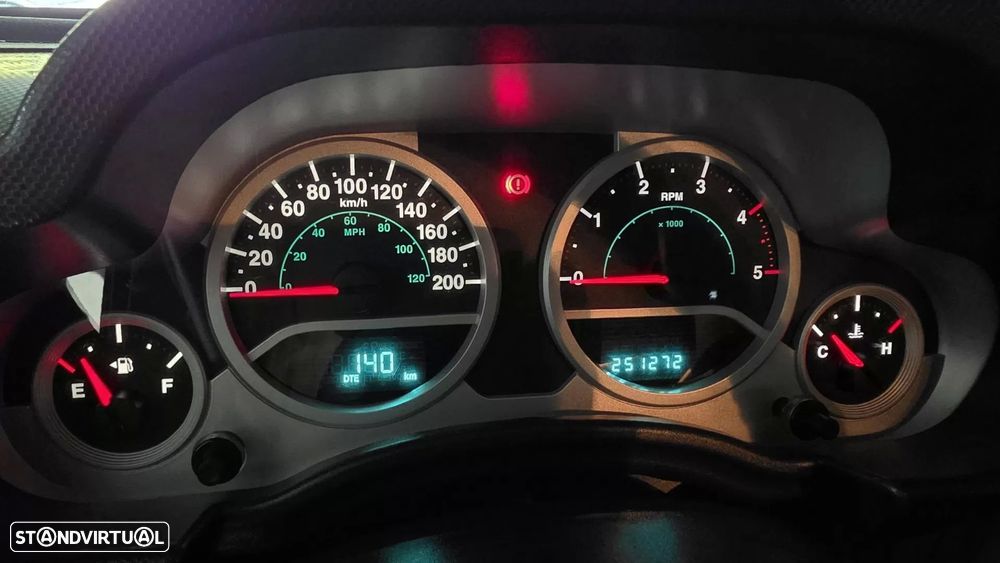 Jeep Wrangler Unlimited 2.8 CRD MTX Rubicon - 35