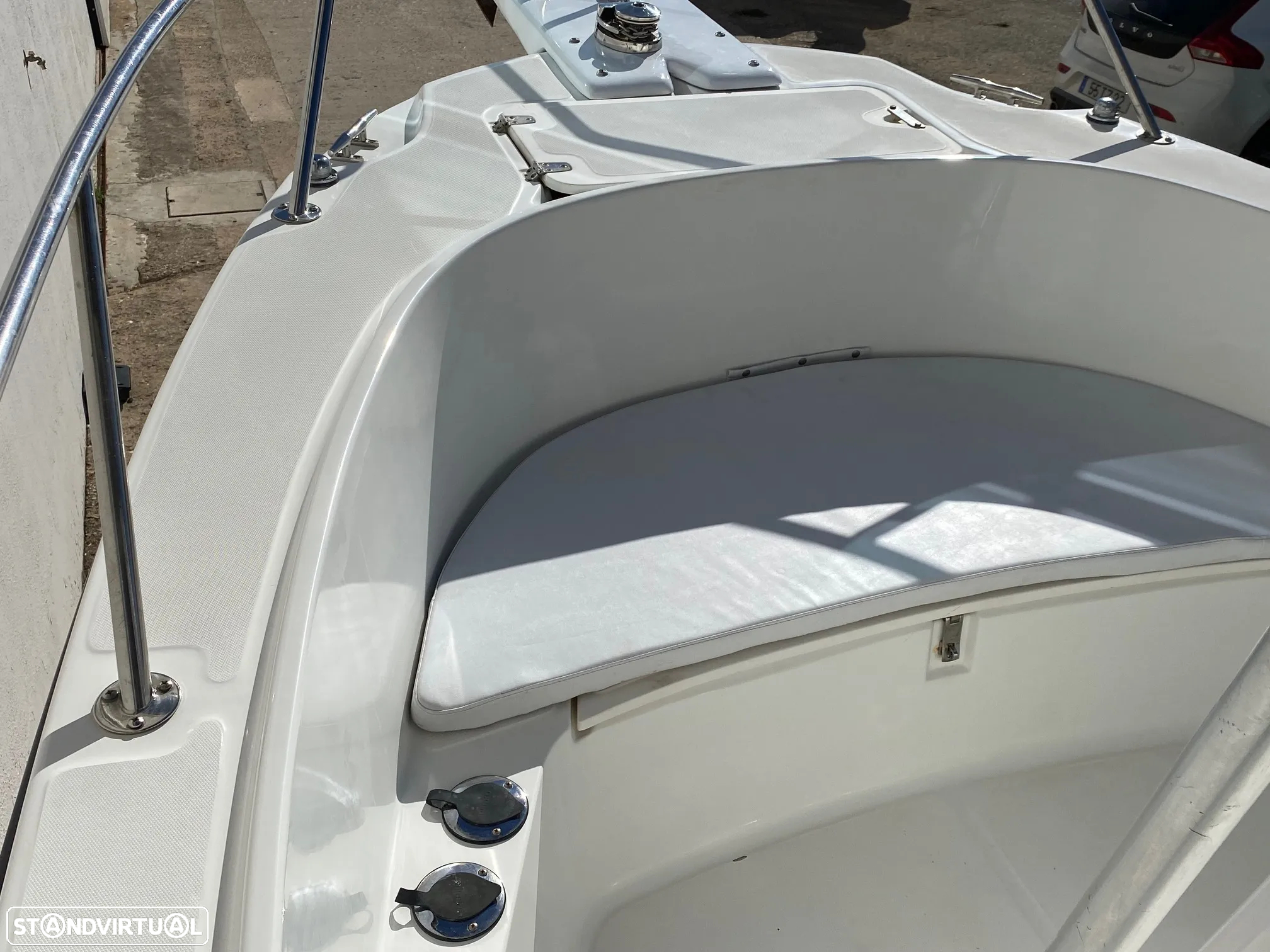 Boston Whaler Outrage 21 - 21