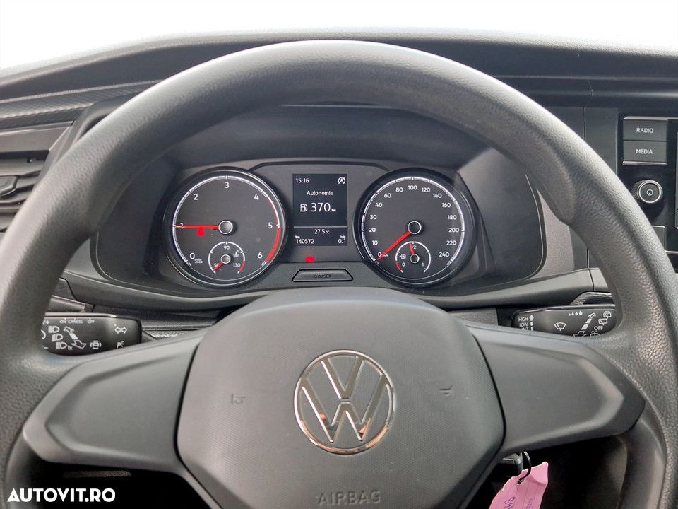 Volkswagen Transporter - 18