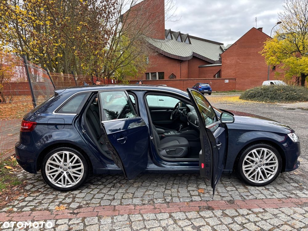 Audi A3 Sportback - 12