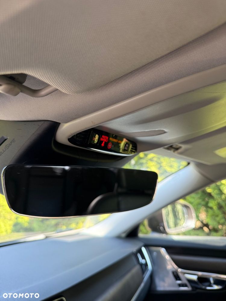 Volvo V90 Cross Country D5 AWD Pro - 31