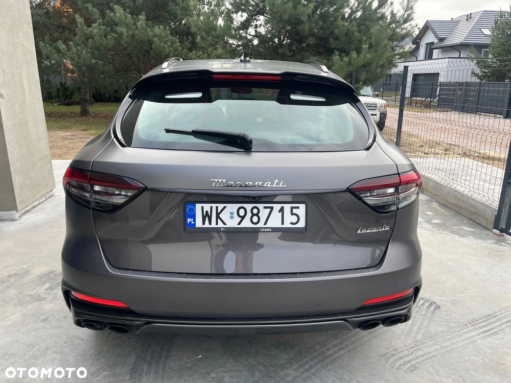 Maserati Levante Trofeo - 3