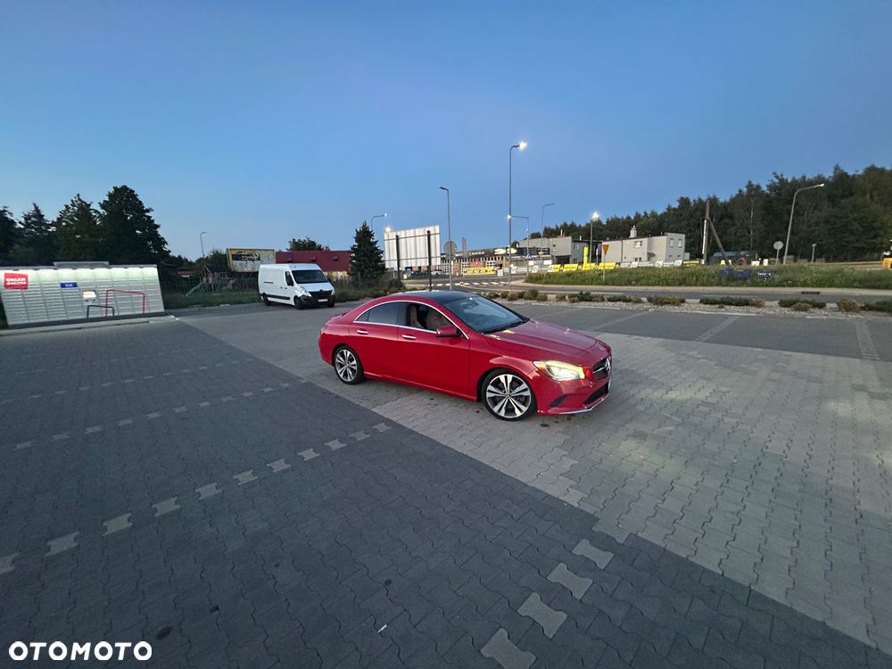 Mercedes-Benz CLA 250 7G-DCT - 13