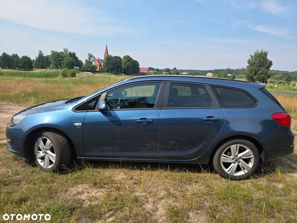 Opel Astra 1.6 Sport - 12