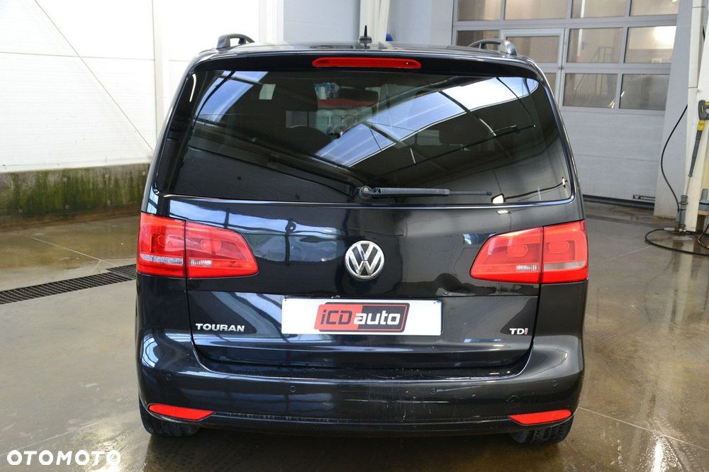 Volkswagen Touran - 6