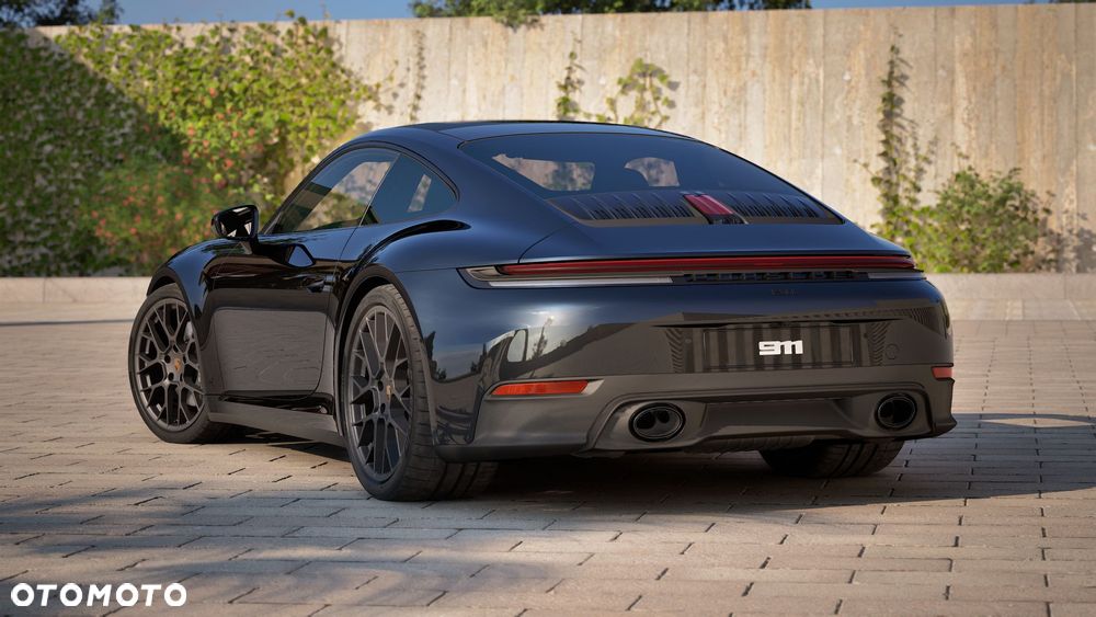 Porsche 911 Carrera - 7