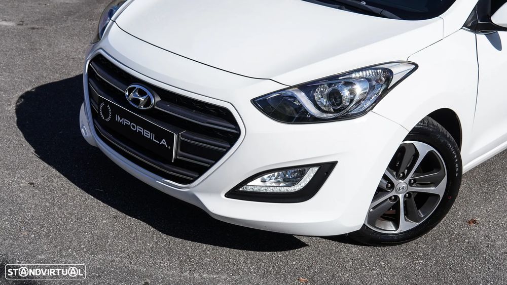 Hyundai i30 1.6 CRDI Blue GO!+ - 4