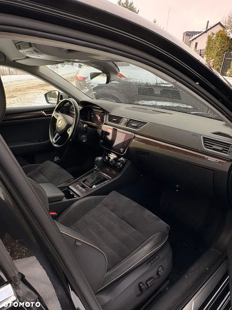 Skoda Superb 2.0 TSI 4x4 Scout DSG - 26