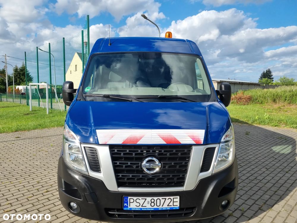 Nissan NV 400 - 2