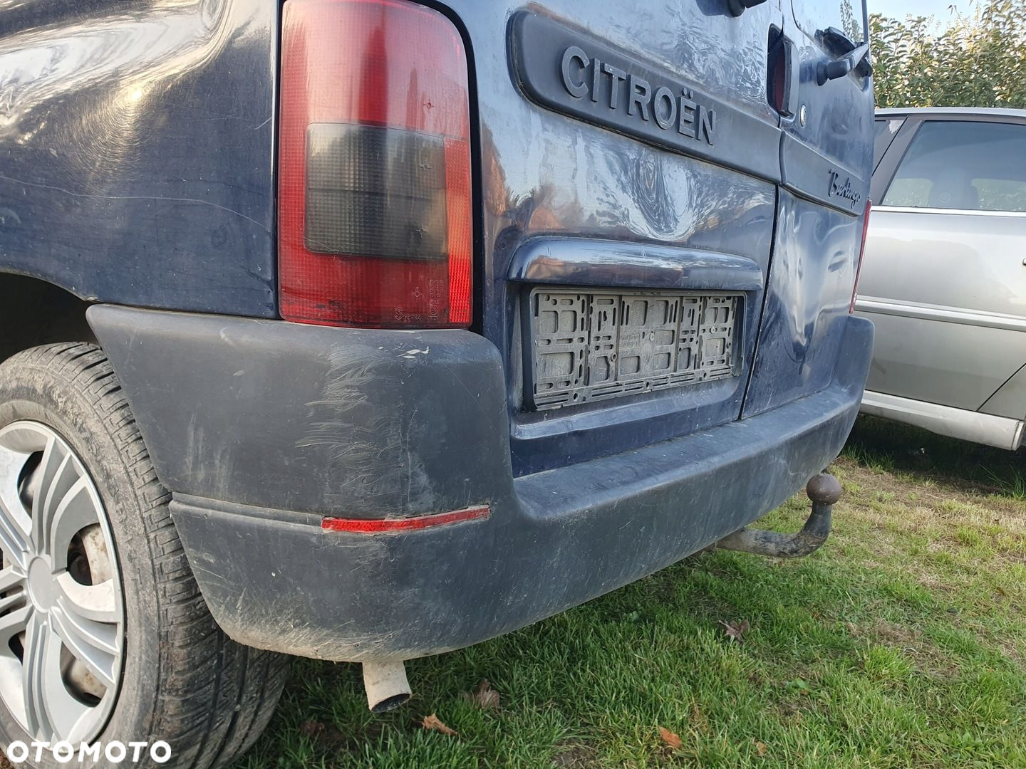 szyba z drzwi przednich lewe przód CITROEN BERLINGO I 1 98-01 1,9 KNC - 8