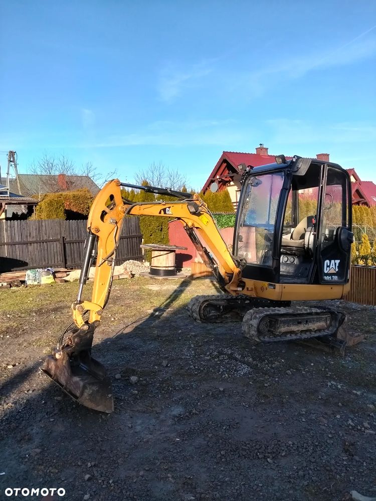 Caterpillar CAT 301.7D - 11