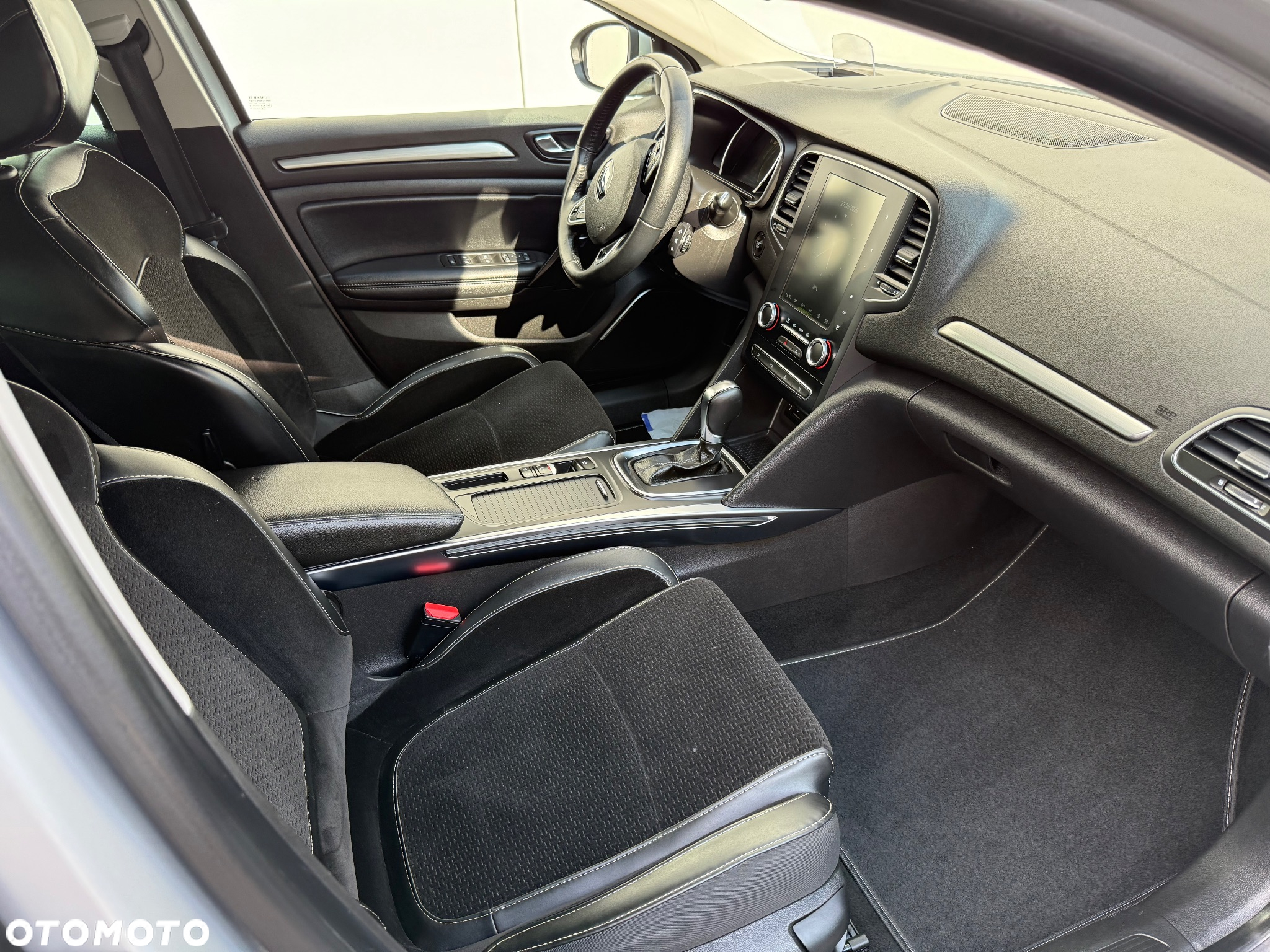 Renault Megane 1.5 dCi Bose EDC - 29
